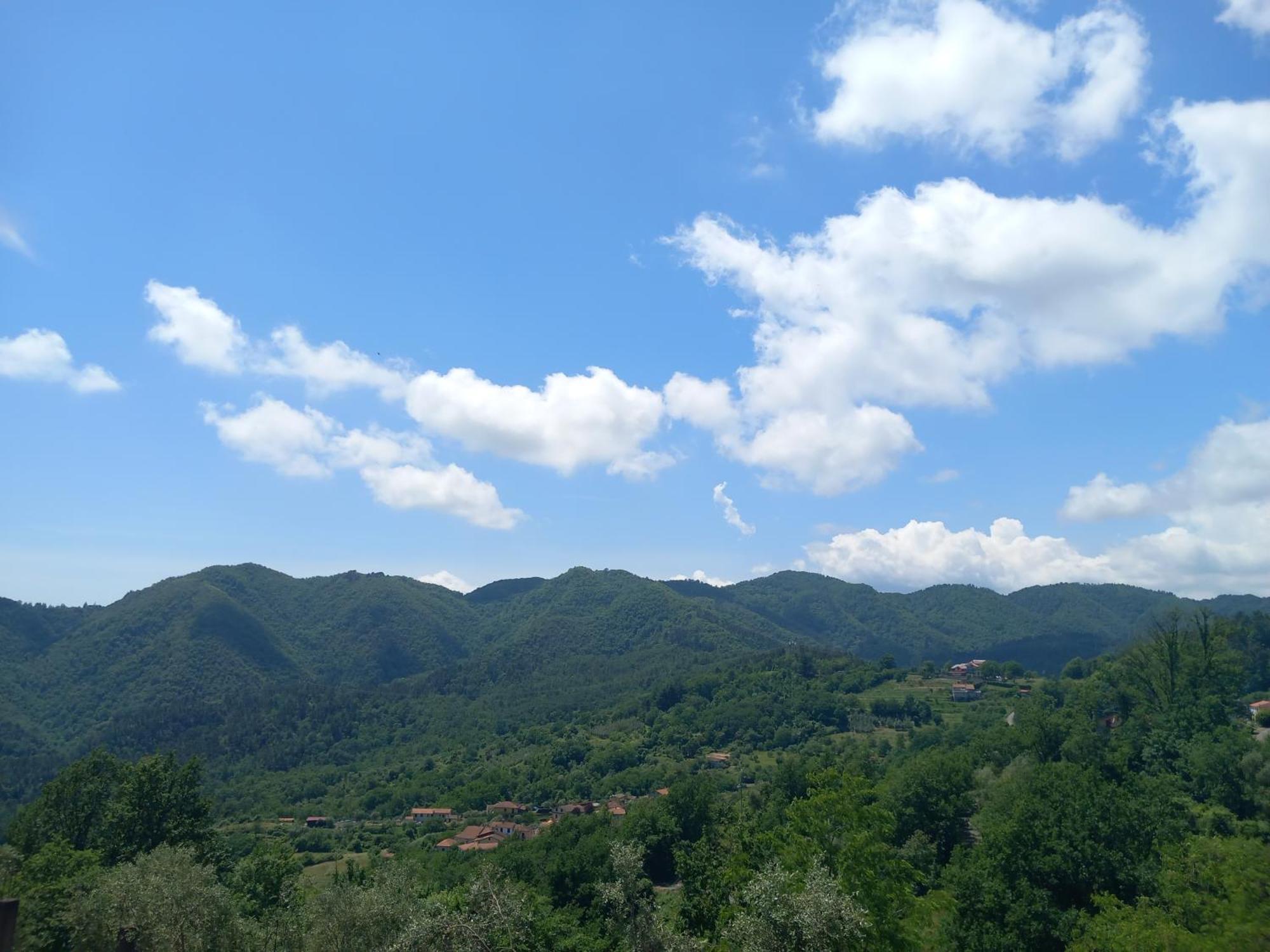 La Raminga Sud Apartment Podenzana Bagian luar foto